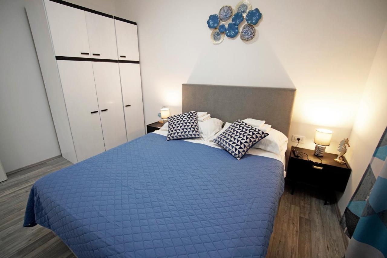 House - Apartman Sarah Kaštela Exterior foto
